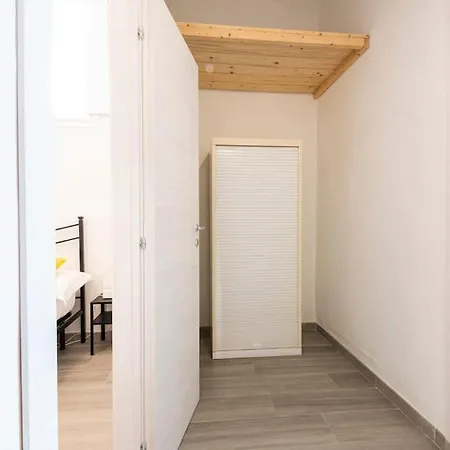 Live Like A Florentine Next To Santa Croce Square Florence