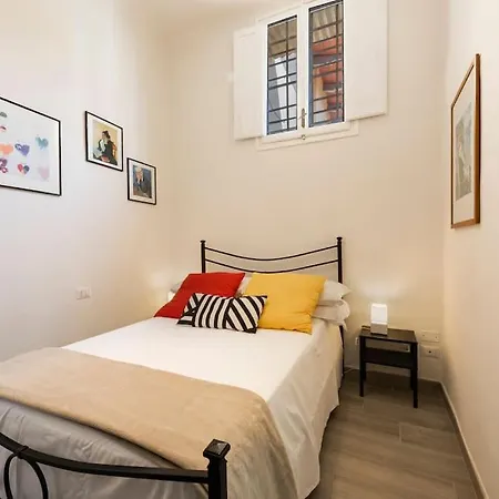 Live Like A Florentine Next To Santa Croce Square * Florence