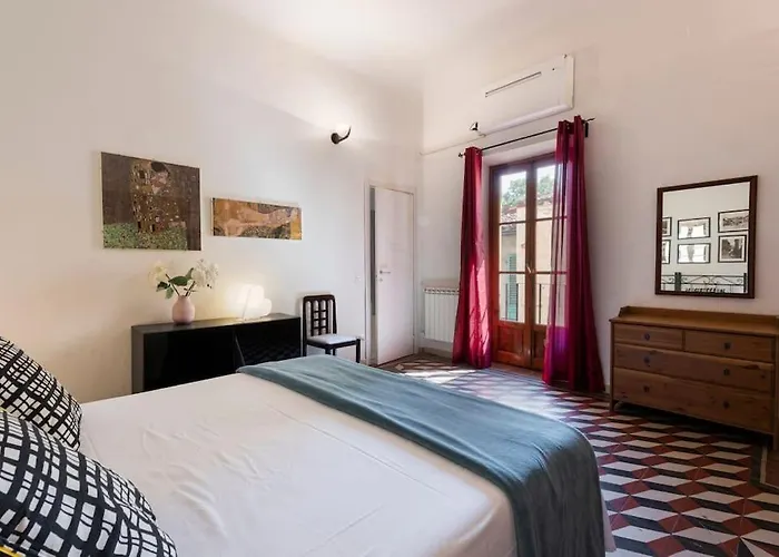 شقة Live Like A Florentine Next To Santa Croce Square